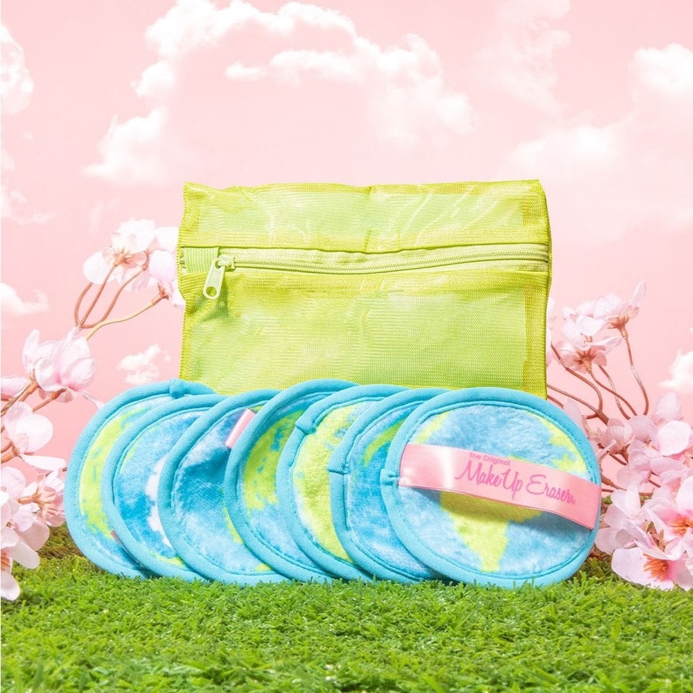 MakeUp Eraser 7-Day Set - Around the World - NWT + Laundry Bag - Picture 14 of 16